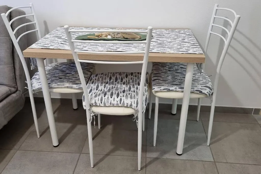 Càbras Is Arutas Appartamento 0*,  איטליה